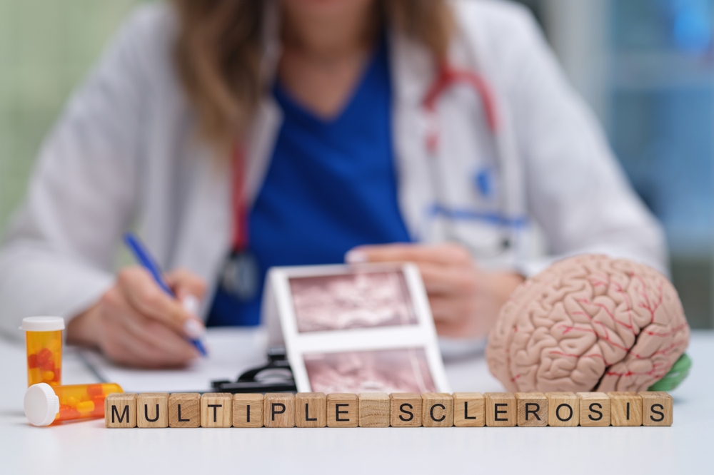 Neurologist consulting with a Multiple Sclerosis patient in Atlanta